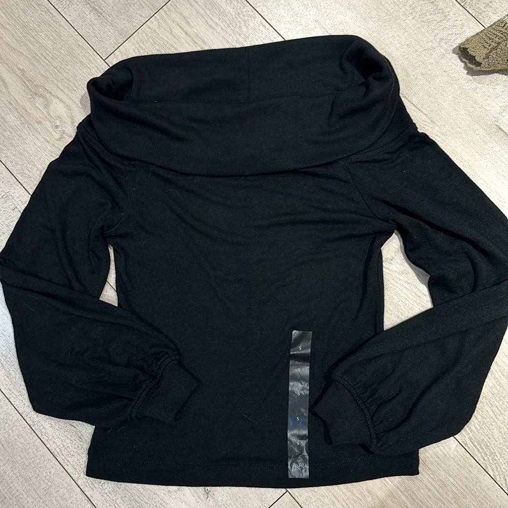 Cold shoulder Banana Republic top